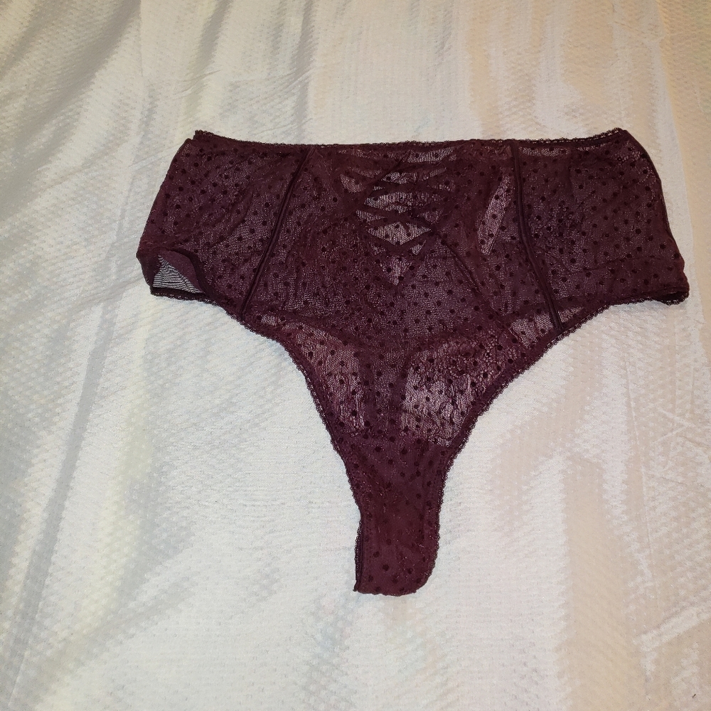 NWOT Victoria's Secret Hi-Rise Thong, Size XL